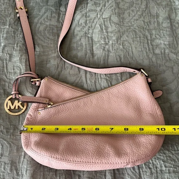 Michael Kors Pink Crossbody Bag - Picture 5 of 14